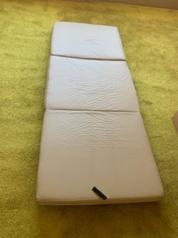 Tri-Fold Foam Mattress