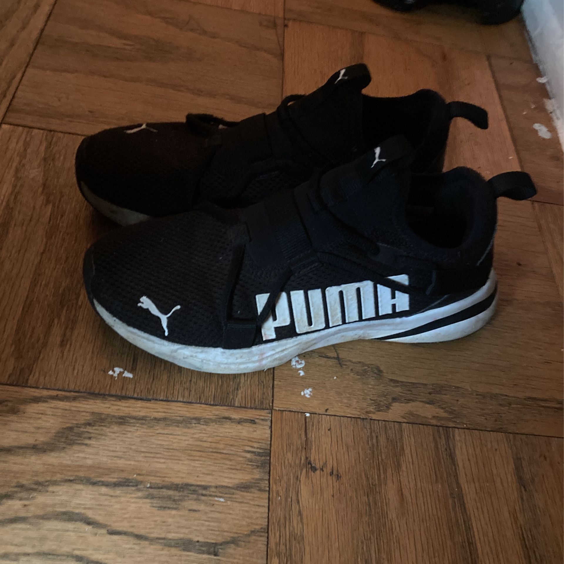 Puma Running Shoes Size 8m