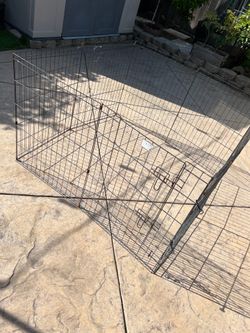 Pet cage 5'LX5'WXH3'