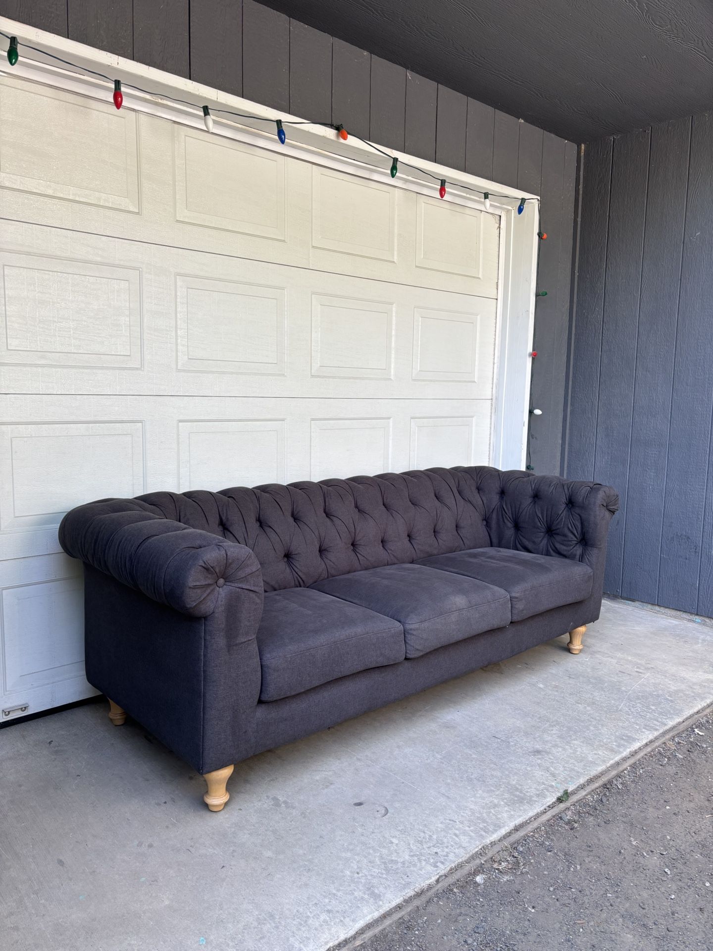 Modern World Market Quentin Chesterfield Sofa •FREE DELIVERY•