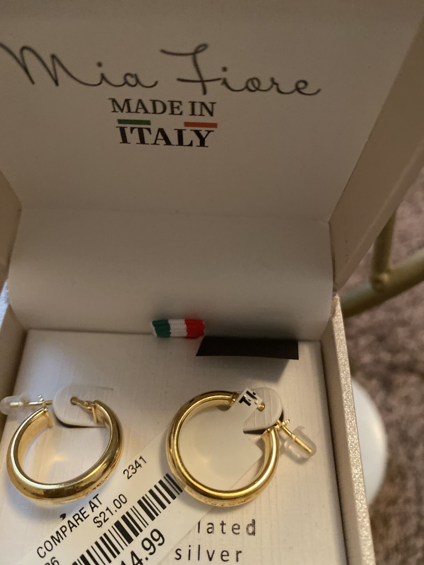 Necklace and key holder Each 10