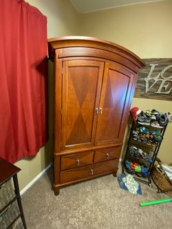 Free Cherrywood Wardrobe