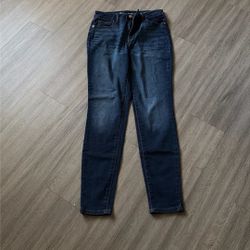 No Boundaries Dark Wash Size 7