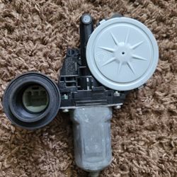 Toyota RAV4 Power Window Motor LH 