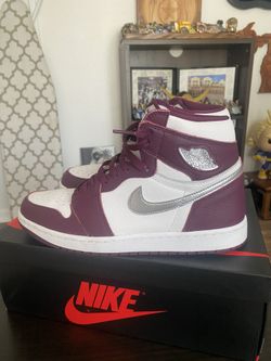 Jordan 1 “Bordeaux” / Size 10.5