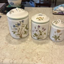 Set Of Ceramic Canisters