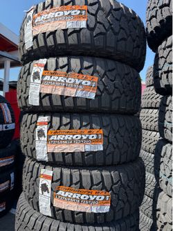 🚘🚨vendo set de llantas Lt 275 65 18 arroyo R/T tires