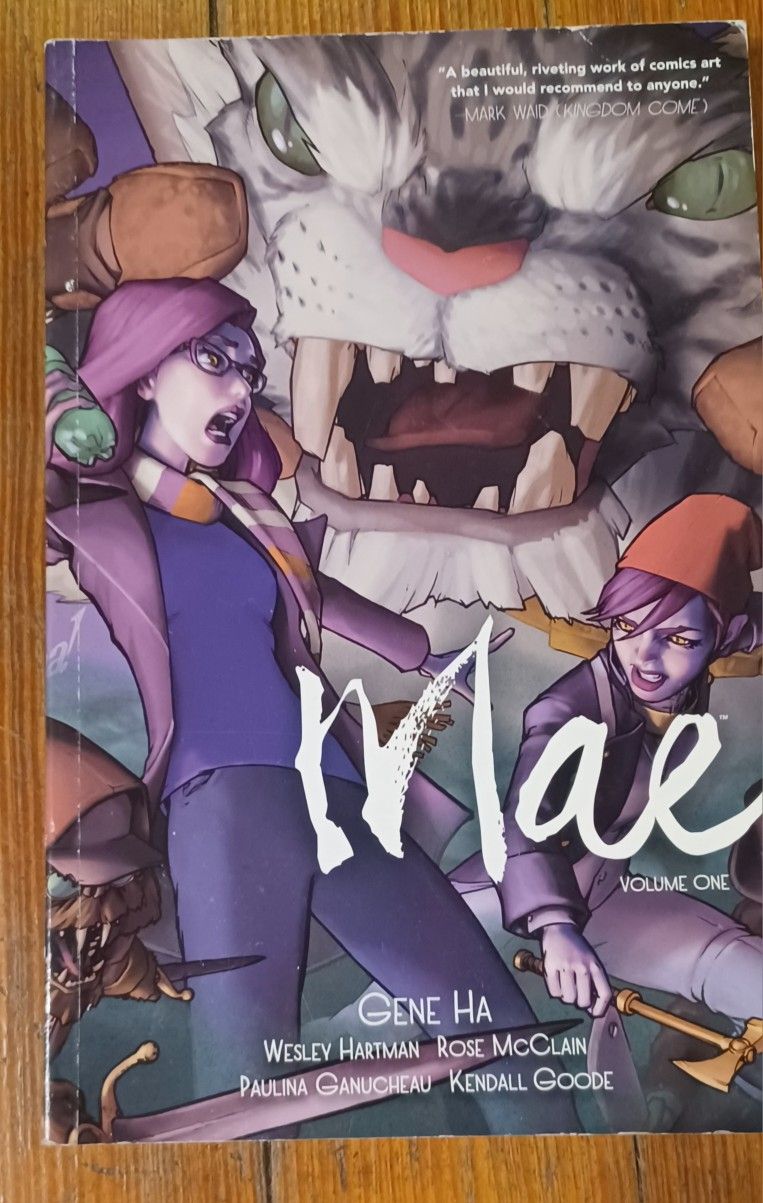 Mae Paperback Comic Book Volume 1 Gene Ha Sister Missing Abbie