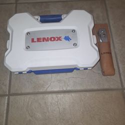 11-piece Electricians Hole Saw Kit and Folding Jab Saw With Leather Holder