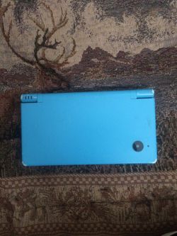 Nintendo DS i