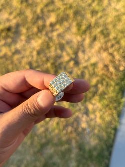 Gold ringing laminated size 12 $35 each