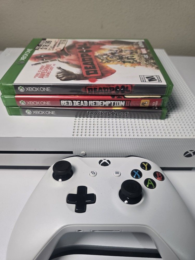 Xbox One S 1TB With Controller And Games
