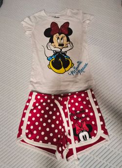 Girls Minnie Mouse clothes