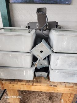 7 Luses $180