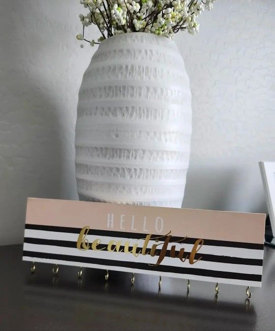 ✅️ Wall Mount Jewelry/ Necklace Holder 14"x4"• Great Condition• $7firm