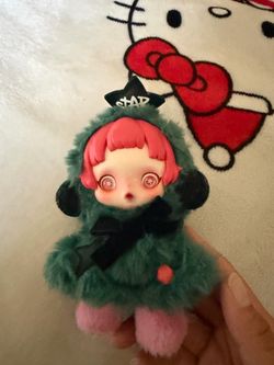 Popmart Patricia Christmas Tree KeyChain