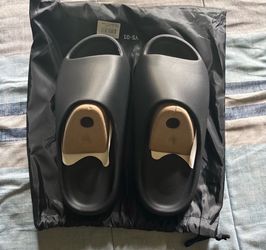 Yzy ys-01 slides black size 10