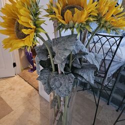 Glass pot with  Sunflower Artificial.