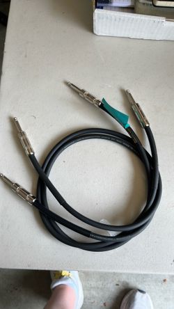 This is a Roadhog Instrumentation Cable used for connecting musical instruments.