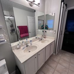 Free vanity countertop & mirror