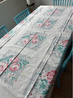 Beautiful vintage flower tablecloth