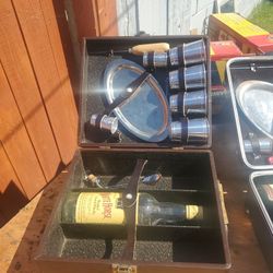 Vintage Whiskey Set With Case