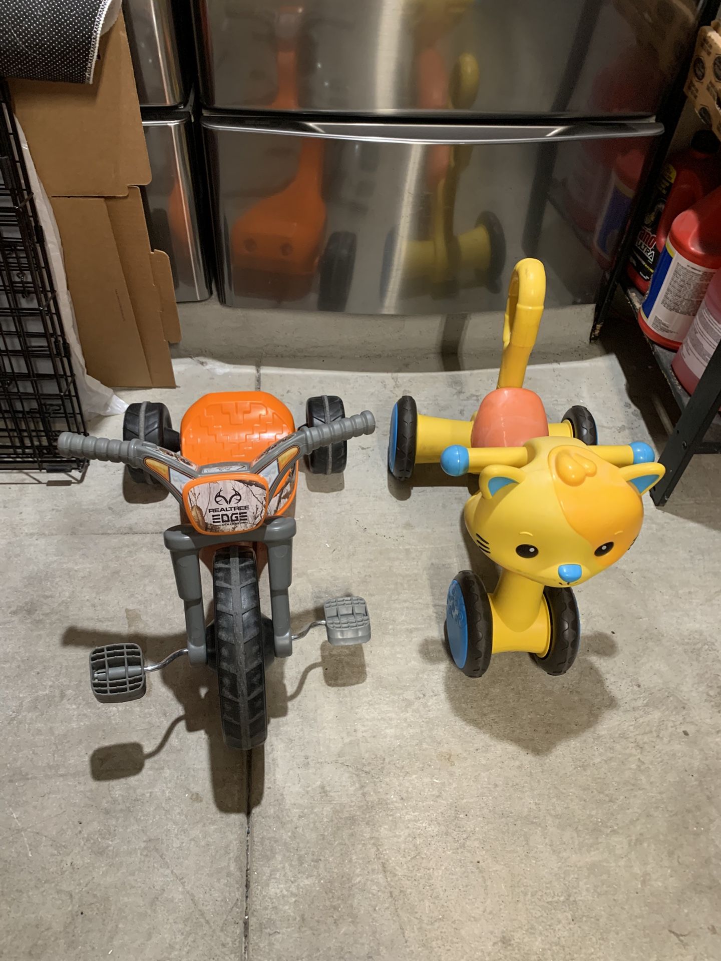 (2x) Youth Tricycle