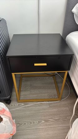 Matching nightstands