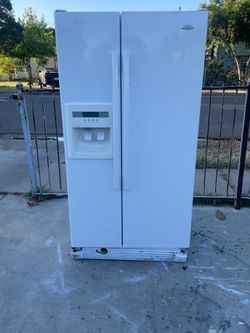 Refrigerator  works great trabaja bien refrigerador
