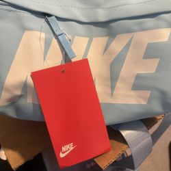 NWT Nike Crossbody