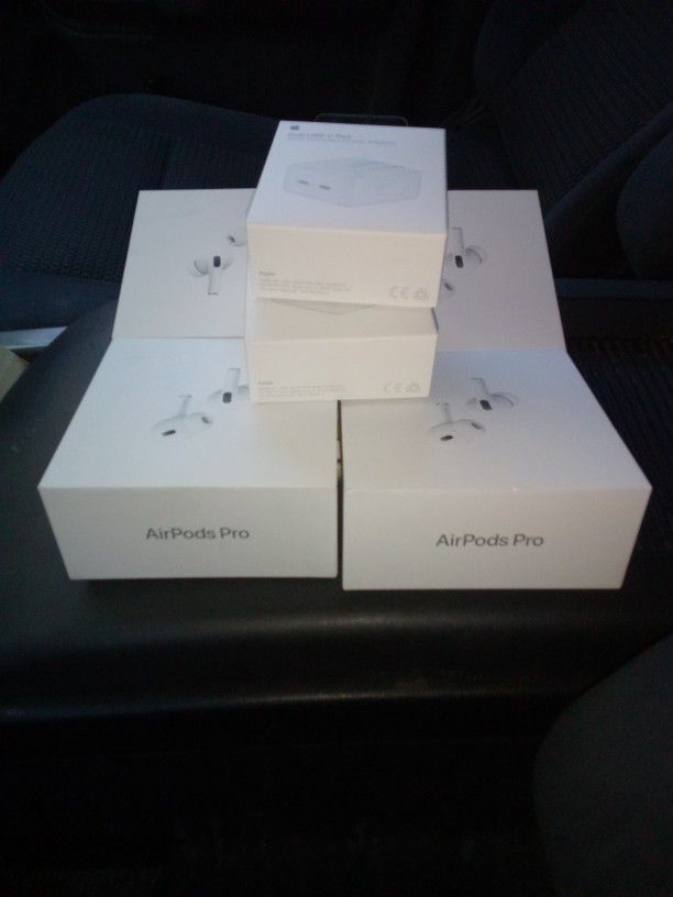 (4)Apple Airpods Bundle!!! 