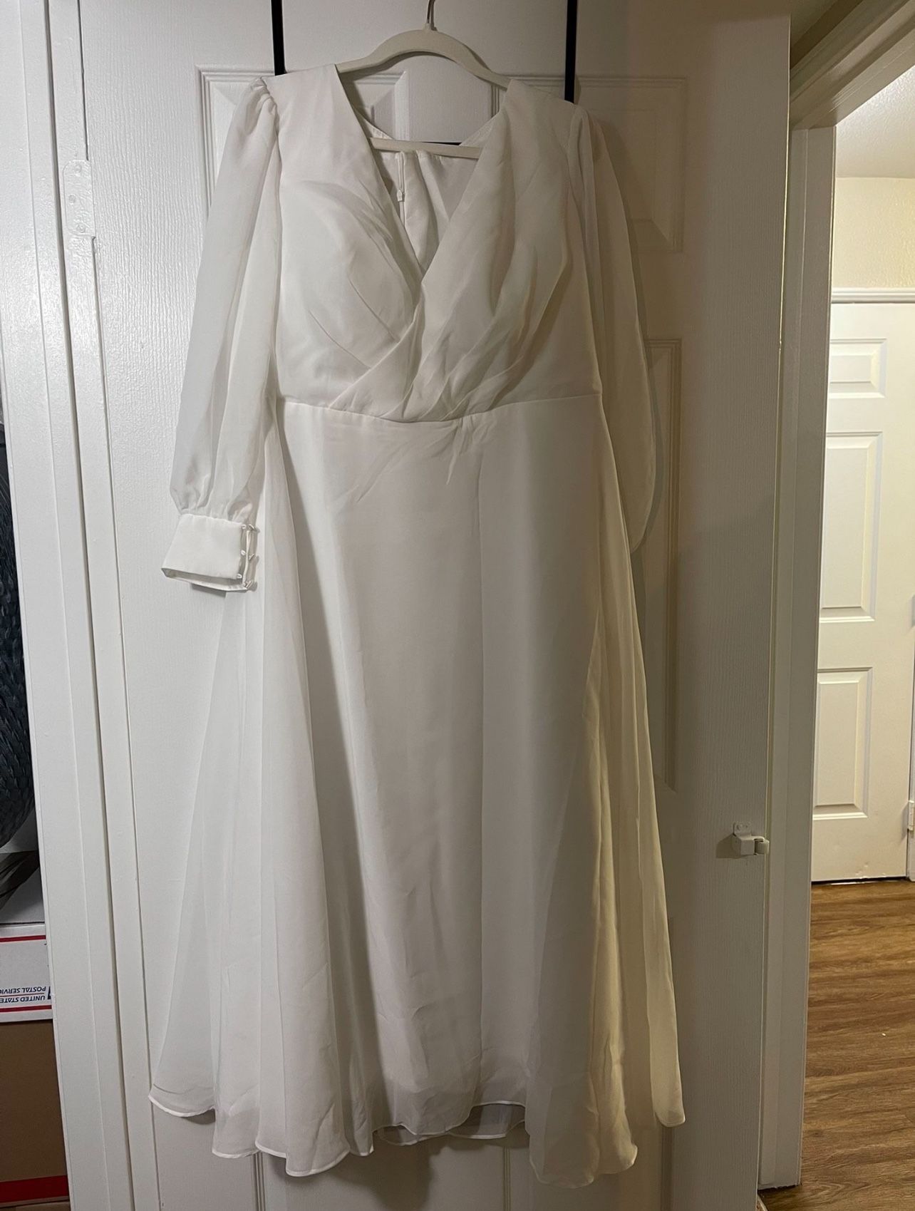 Ivory Dress For Cocktail Or Wedding Size 16/18