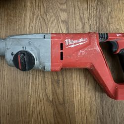 Milwaukee Tools 