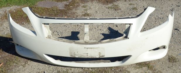 USED REF#U0251 || 2008-2013 INFINITI G37 || FRONT BUMPER COVER ONLY