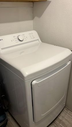 LG Washer and Electric Dryer Set 2023/2024