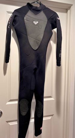 Large women’s Roxy wetsuit