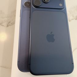 iPhone 17 Pro Max 1TB Deep Blue
