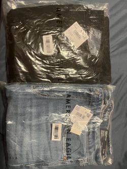 American Eagle Women’s Jeans Black Wash/Medium Bright Indigo