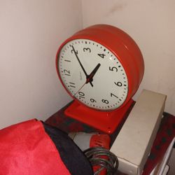 13 In Two Sided Train Station Clockexel Cond