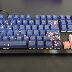 Corsair k70 cherry blossom mechanical keyboard 