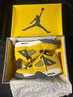 Jordan 4 yellow lightings