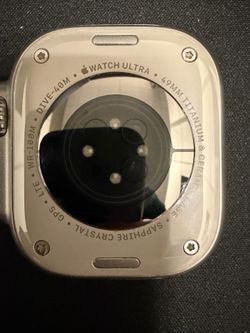 Apple Ultra Watch 49mm Titanium