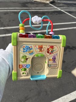 LeapFrog Touch & Learn Activity Cube
