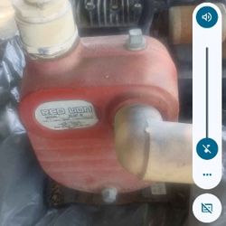 GAS POWERED WATER PUMP/BRIGGS & STRATTON -RED LION