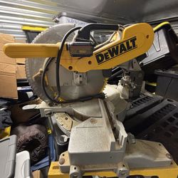 DEWALT MITER SAW
