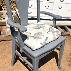 Lovely Gray Vintage Accent Chair/Fabulous Home Office Chair!