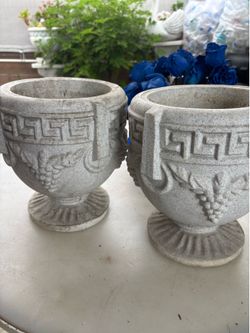 Plant pots