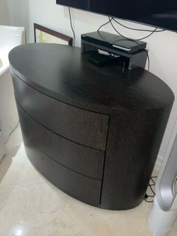 Black oval dresser