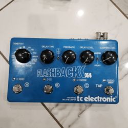 TC Electronic Flashback X4 Delay & Looper Pedal