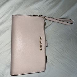 Micheal Kors Wallet 